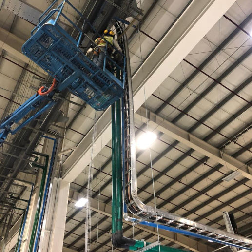 ROSOR Multiservicios Industriales, Puebla, México - Ingeniería, infraestructura industrial, Proyectos eléctricos, Proyectos mecánicos / hidroneumáticos, Proyectos en acero, Proyectos de obra civil, Maquinados e impresión 3, Pallets, Canastillas, Nuestro equipo y maquinaria, Pantógrafo, Dobladora Multiprocesos, Dobladora, Láser de corte de fibra óptica, Cortadora, Certificados en ISO 9001